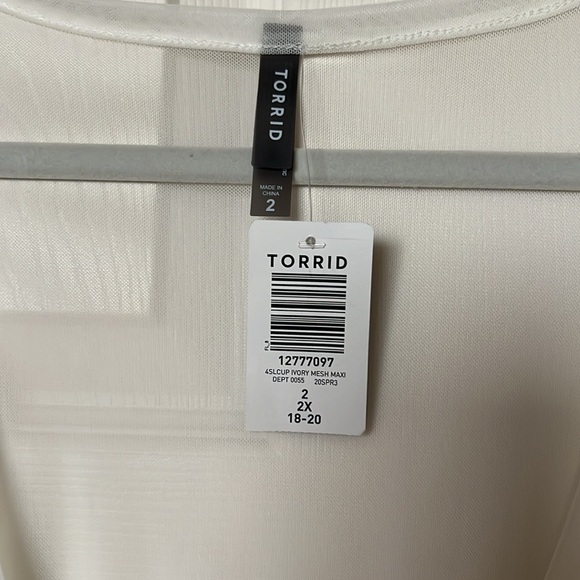 Torrid Coverup Kimono - Picture 8 of 9